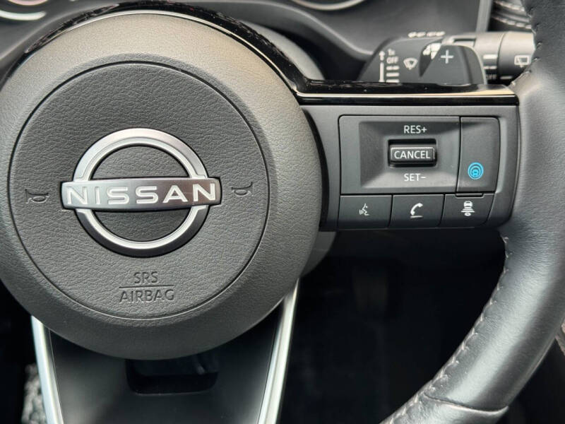 2023 Nissan Rogue SL