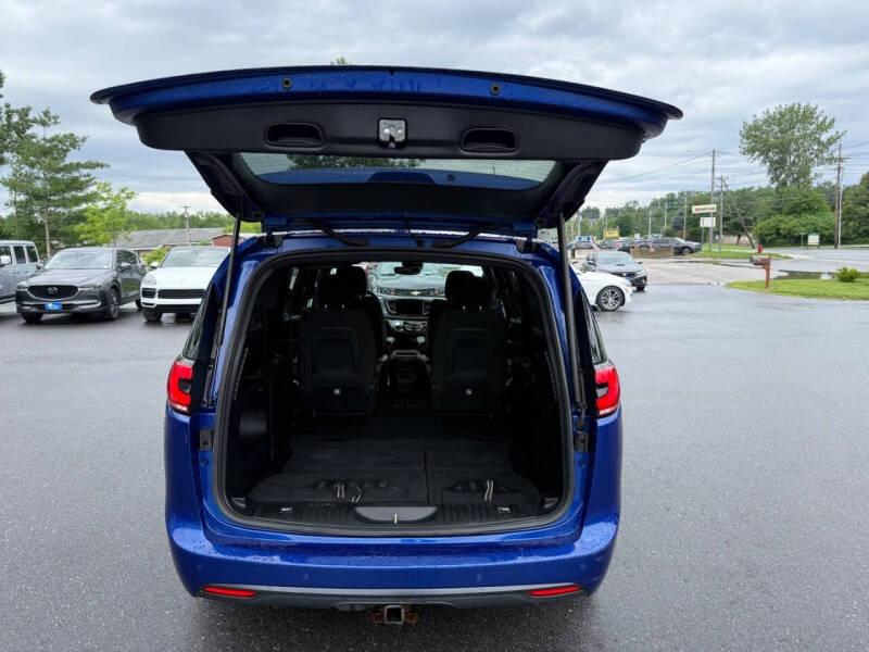 2021 Chrysler Pacifica Touring