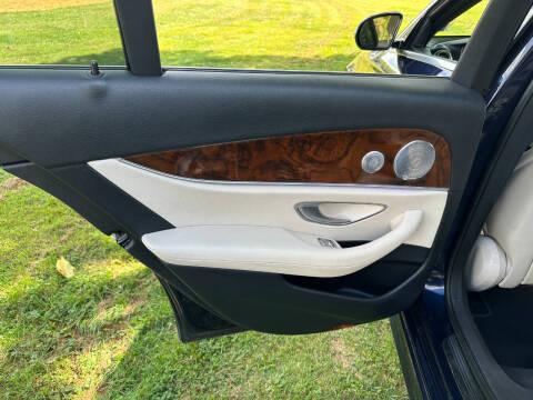 2017 Mercedes-Benz E-Class E 300 4MATIC