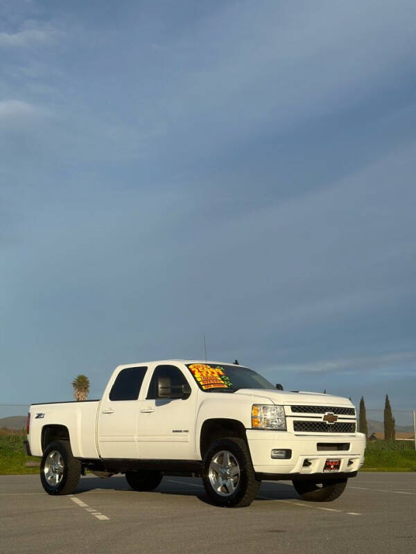 2013 Chevrolet Silverado 2500HD for sale at Valdez Auto Sales in Gonzales CA