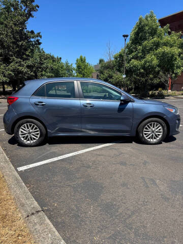 2018 Kia Rio 5-Door EX