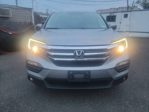 2017 Honda Pilot for sale at OFIER AUTO SALES in Freeport NY