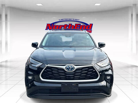 2022 Toyota Highlander Hybrid XLE
