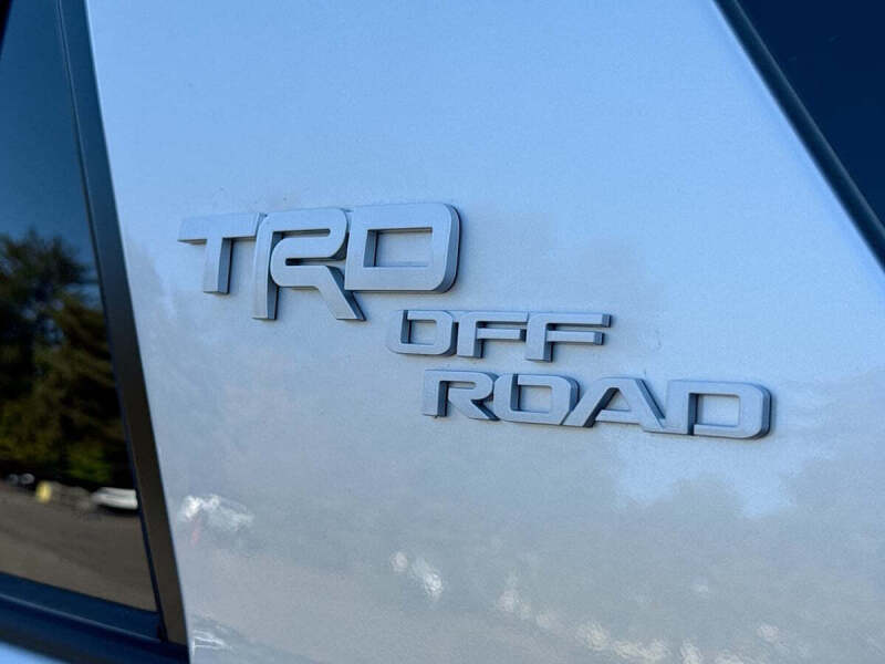 2024 Toyota 4Runner TRD Off-Road