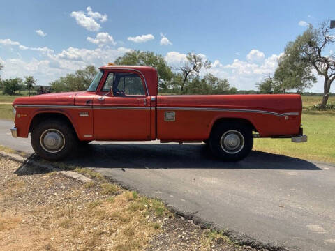 1969 Dodge D200 Pickup