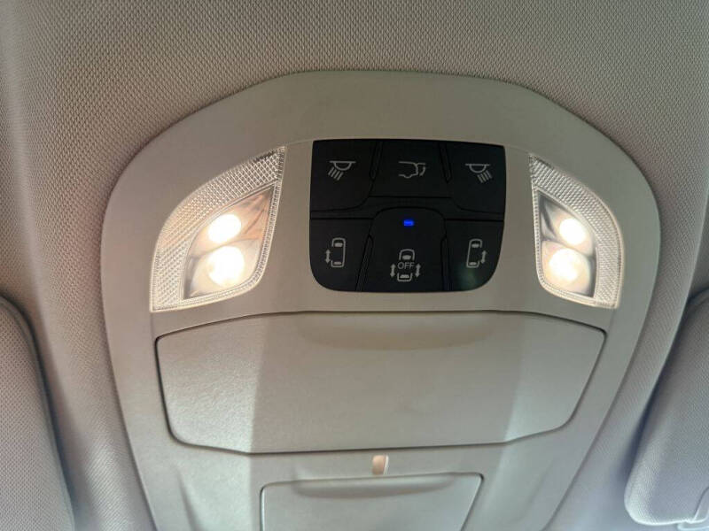 2018 Chrysler Pacifica Hybrid Touring Plus