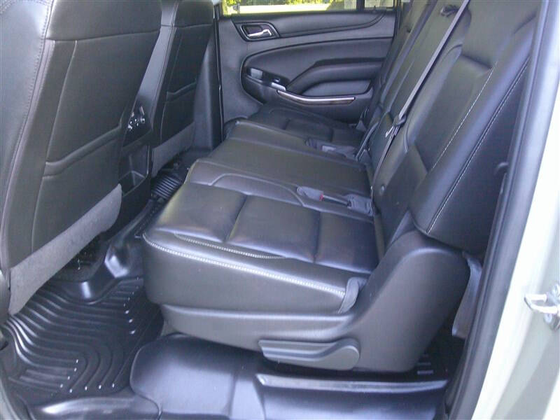 2017 Chevrolet Suburban LT