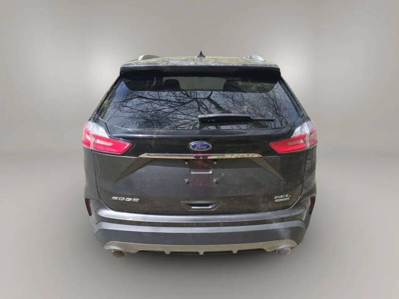 2020 Ford Edge