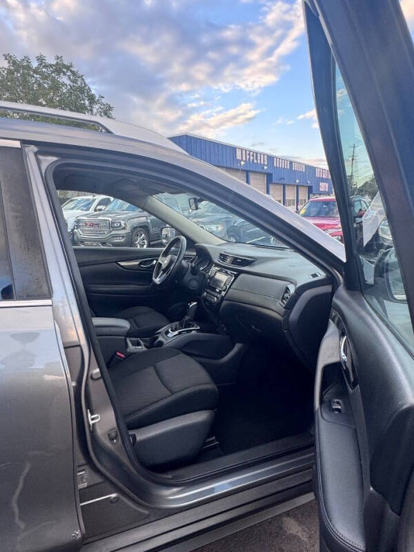 2019 Nissan Rogue SV