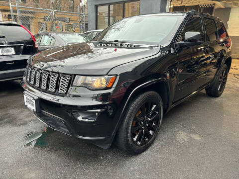 2018 Jeep Grand Cherokee for sale at DEALS ON WHEELS in Newark NJ