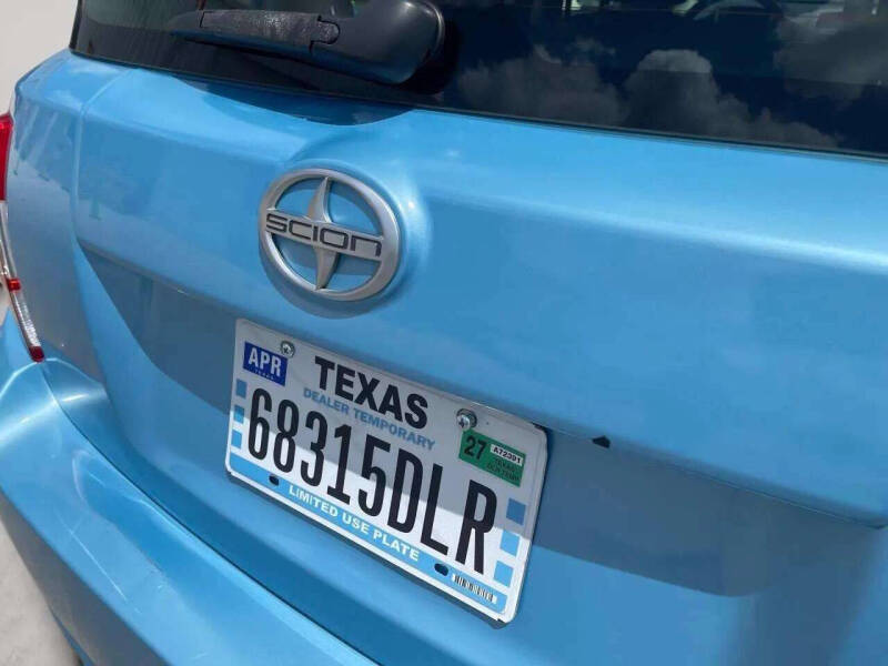 2014 Scion xD
