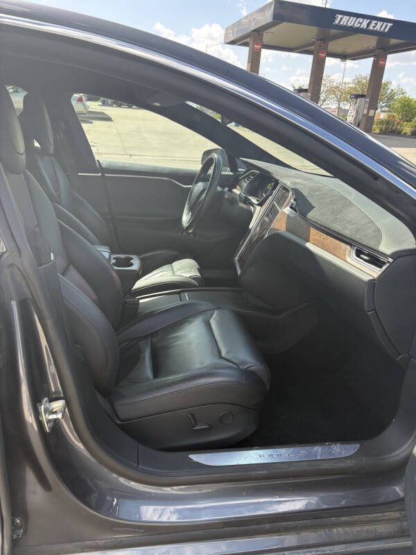 2017 Tesla Model S 75D