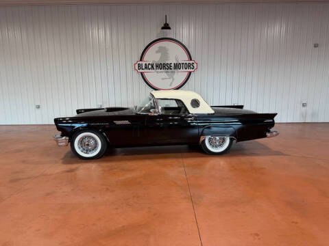1957 Ford Thunderbird
