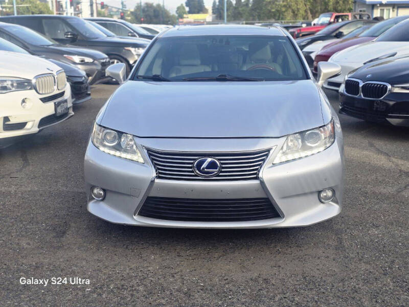 2013 Lexus ES 300h