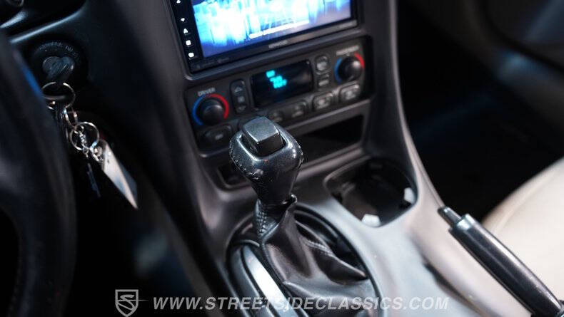 2004 Chevrolet Corvette
