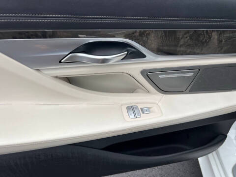 2016 BMW 7 Series 750i xDrive