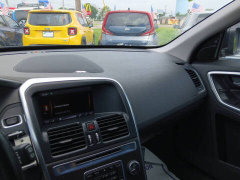 2015 Volvo XC60 T5 Drive-E Platinum