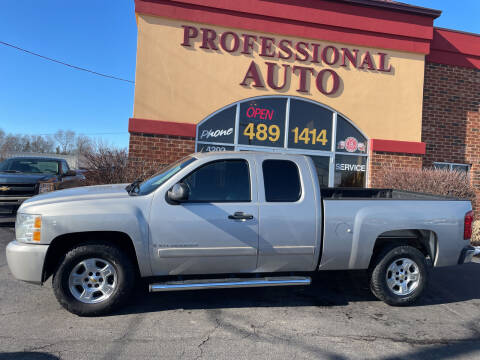 2008 Chevrolet Silverado 1500 for sale at Professional Auto Sales & Service in Fort Wayne IN