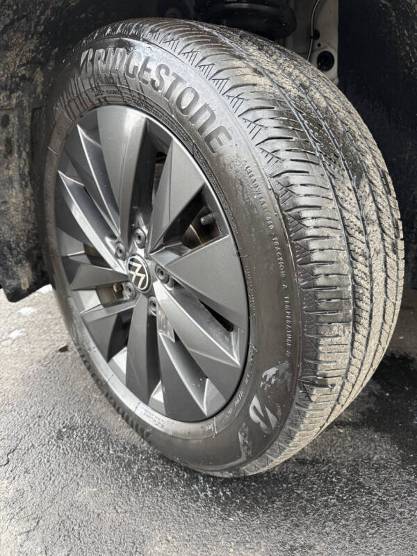 2024 Volkswagen Taos S