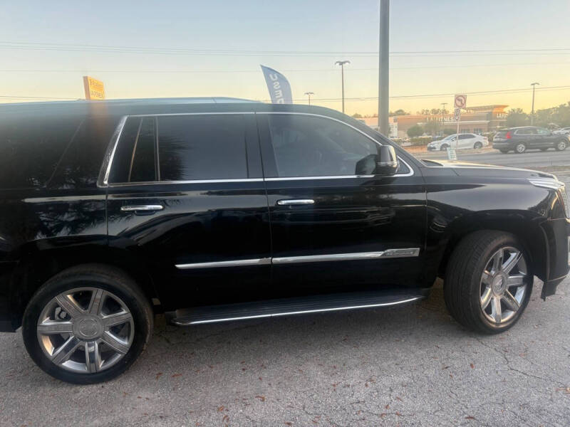 2015 Cadillac Escalade Luxury