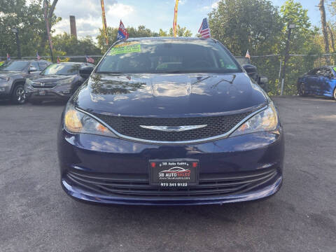 2017 Chrysler Pacifica Touring