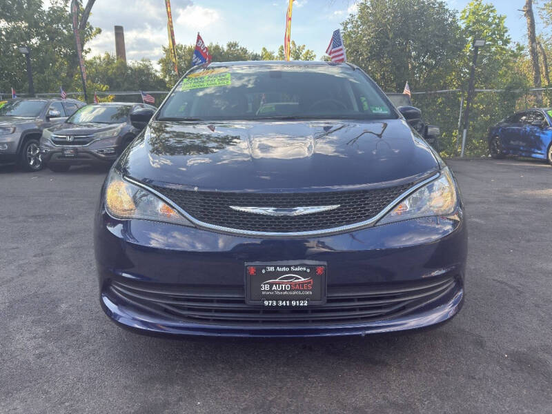 2017 Chrysler Pacifica Touring