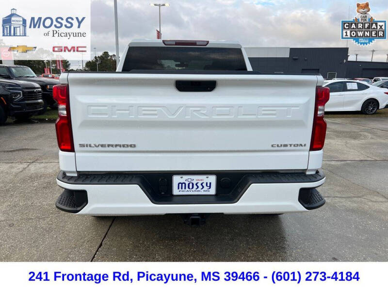 2021 Chevrolet Silverado 1500 Custom