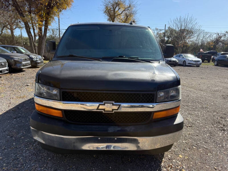 2017 Chevrolet Express 2500