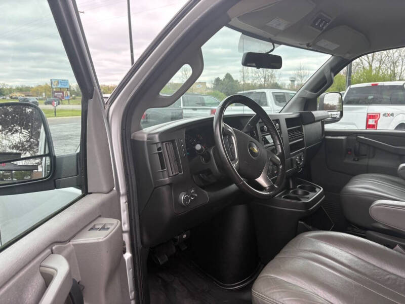 2017 Chevrolet Express LS 3500