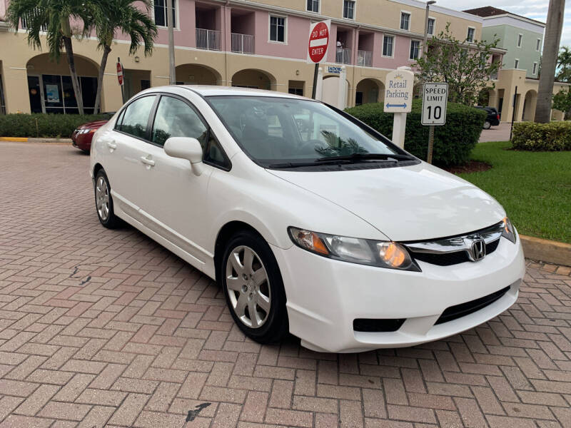 2010 Honda Civic for sale at CarMart of Broward in Lauderdale Lakes FL