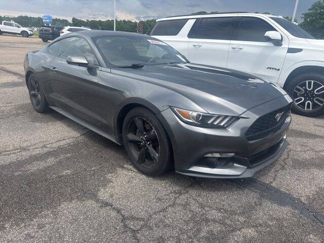 2016 Ford Mustang V6