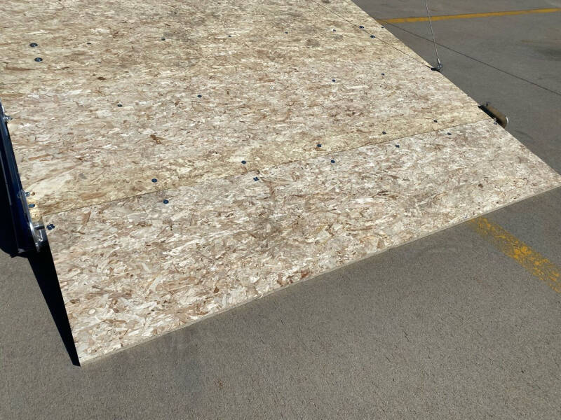 2023 Lightning 29 X 7 UTV / Snow