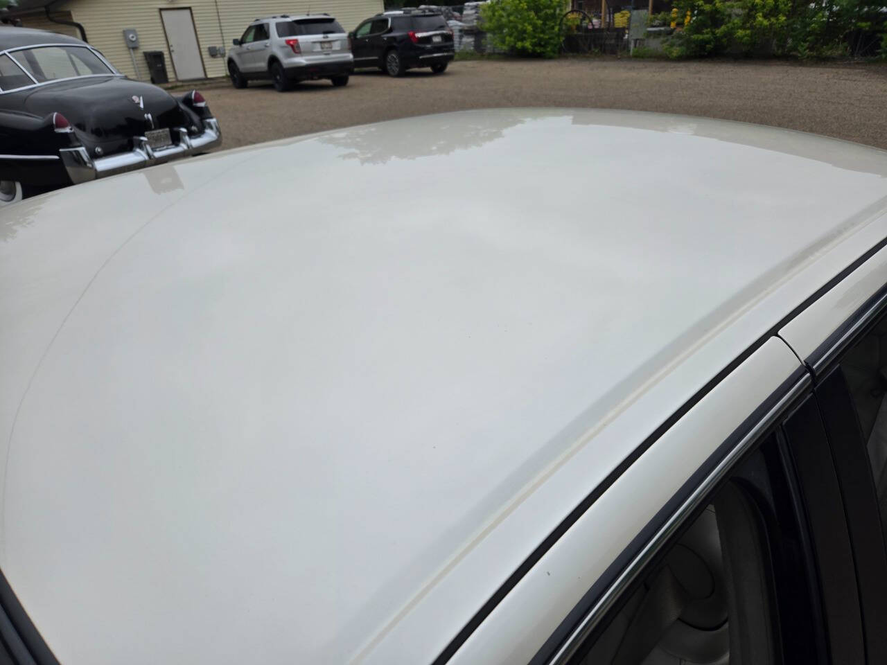 2002 Cadillac DeVille 42