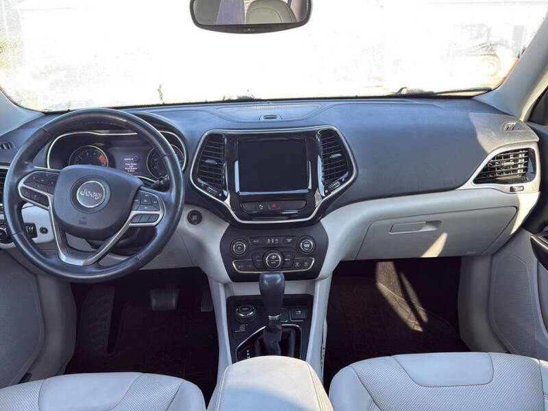 2020 Jeep Cherokee