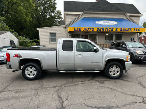 2012 Chevrolet Silverado 1500 for sale at EEE AUTO SERVICES AND SALES LLC in Cincinnati OH