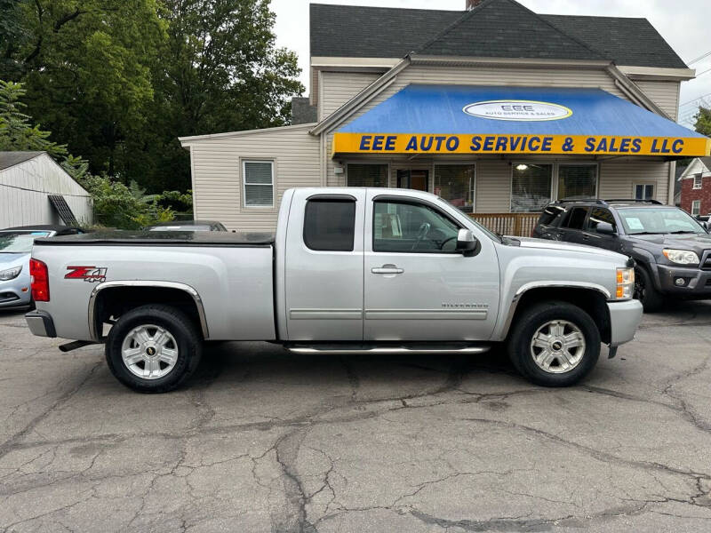 2012 Chevrolet Silverado 1500 for sale at EEE AUTO SERVICES AND SALES LLC in Cincinnati OH
