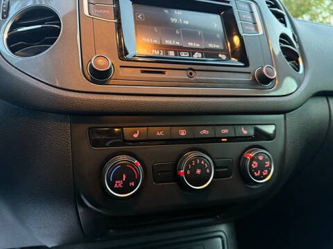 2016 Volkswagen Tiguan 2.0T SE