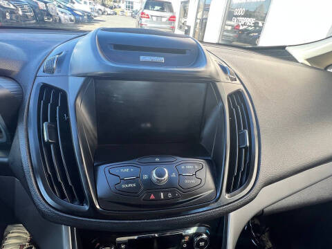 2013 Ford C-MAX Hybrid SE