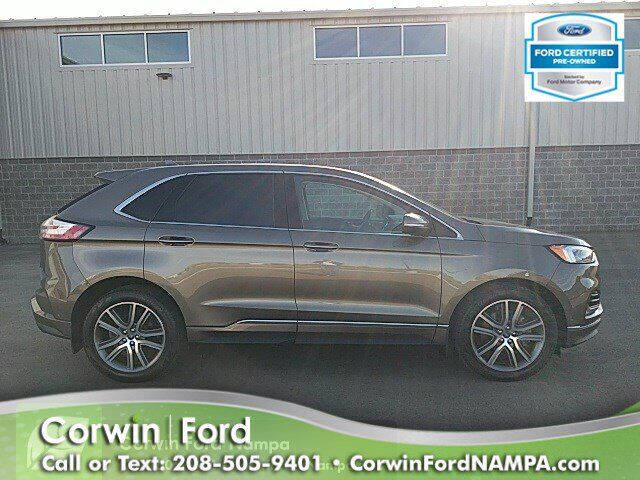 2019 Ford Edge Titanium