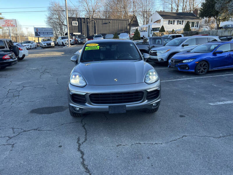 2016 Porsche Cayenne S
