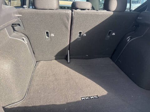 2023 Nissan Kicks SV