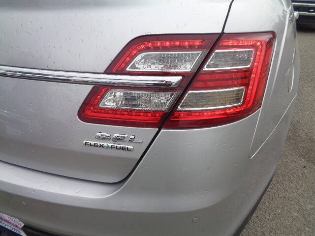 2015 Ford Taurus SEL