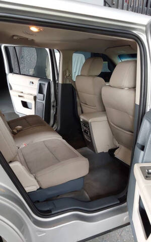 2009 Ford Flex SE