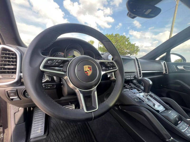 2017 Porsche Cayenne