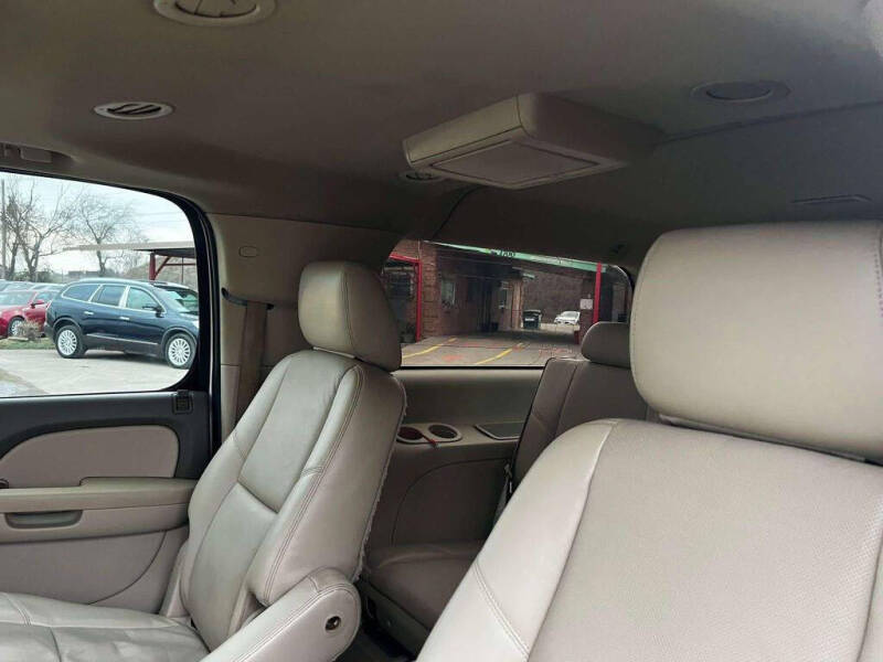 2012 Chevrolet Suburban LTZ