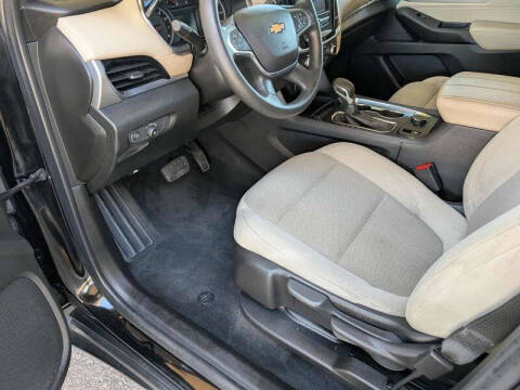 2022 Chevrolet Traverse LS