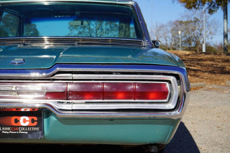 1964 Ford Thunderbird