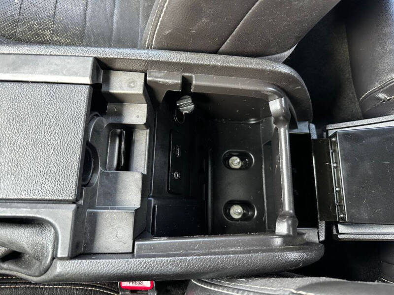 2013 Ford Mustang V6