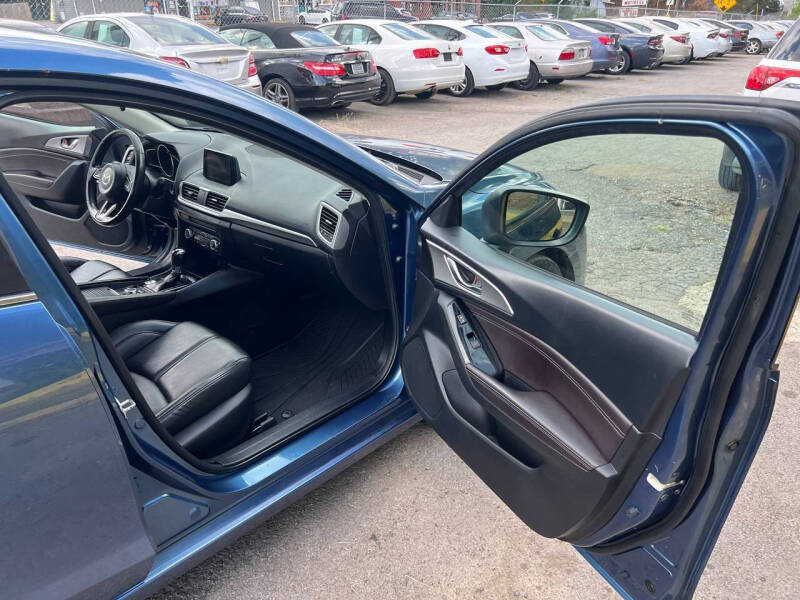 2017 Mazda MAZDA3 Touring