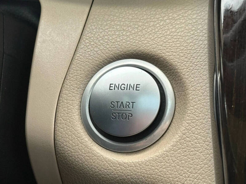 2017 Mercedes-Benz GLC GLC 300 4MATIC